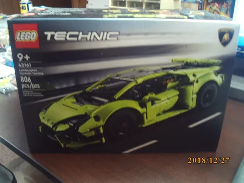 New in Box Lego Technic #42161 Lamborghini Huracan Tecnica 806 PCS Unsealed