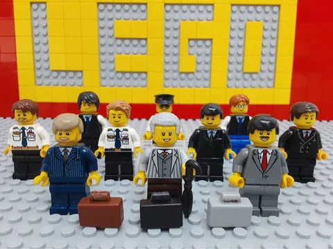 LEGO Businessmen Minifigures Set 10 Pieces Suits Briefcases City Residents