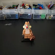 LEGO Dale Disney Minifigure w/ Brown Bag Accessory Disney Series Minifigures