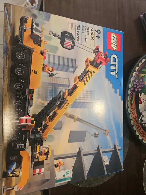 LEGO CITY Yellow Mobile Construction Crane 60409 Set- New Factory Sealed Retired