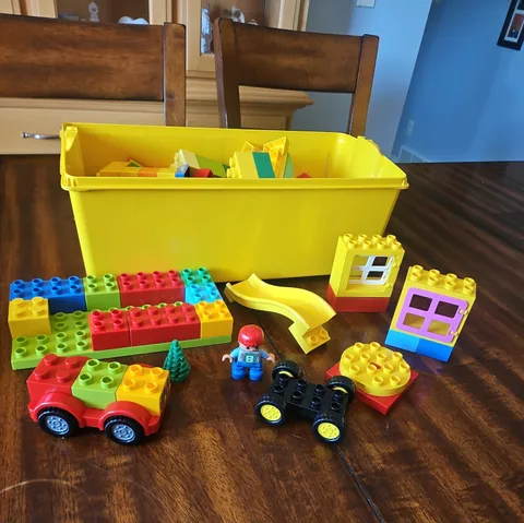 LEGO Storage Brick Case 8 Stud Large Yellow Container Plastic Bin full