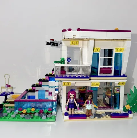 LEGO Friends 41135 Livi's Pop Star House Incomplete w/ Two Minifigures