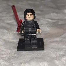 LEGO Star Wars Kylo Ren Minifigure Tattered Robe Scar 75236 sw1006
