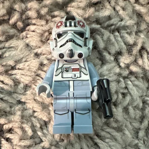 LEGO Star Wars Clone Trooper Minifigure w/ Helmet & Blaster Plastic Figure