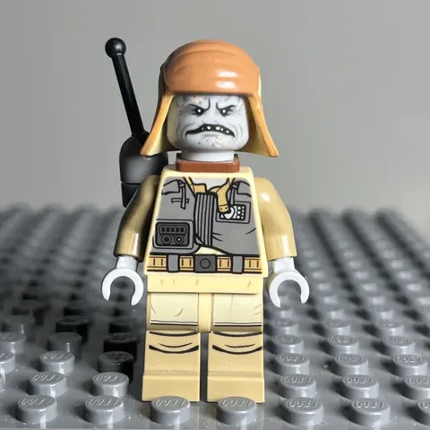 Pao - with Sticker on Backpack Lego Minifig Star Wars sw0798s - 3i