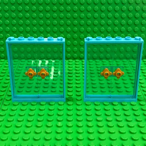 Lego Door Frames White 1x6x6 (42205) +Trans Blue Insert (42509) +Pearl Gold Knob