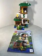 LEGO Minecraft: The Modern Treehouse (21174), Complete