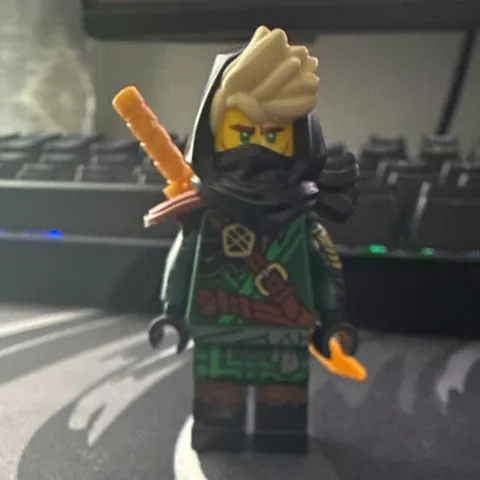 LEGO Mysterious Ronin Ninja Lloyd Ninjago CMF Series 29 minifigure