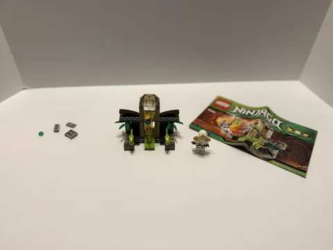 LEGO NINJAGO 9440 Venomari Shrine 100% Complete 2012 Minifigure Instructions