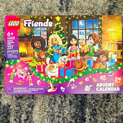LEGO Friends 42668 Advent Calendar 2025 Seasonal 237 pcs 6+ Christmas ❤️💚 NEW