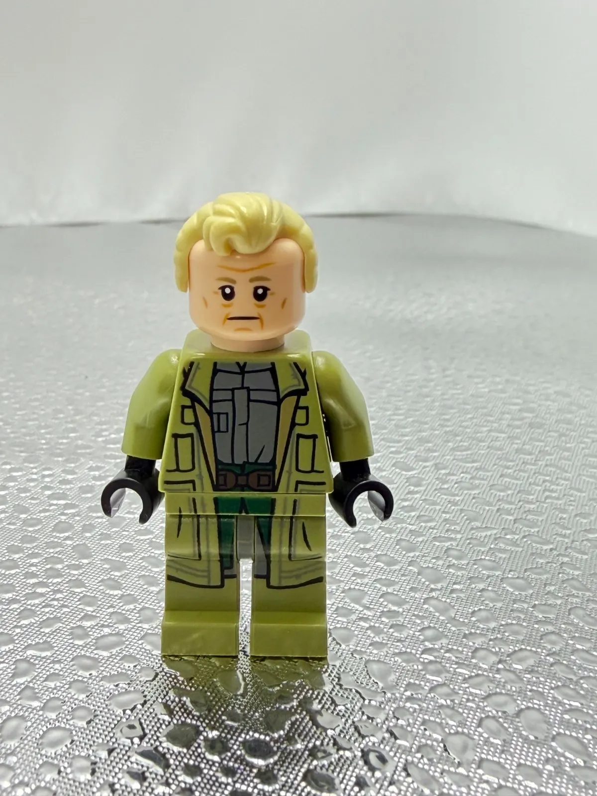 Lego Star Wars Luthen Rael Minifigure sw1230