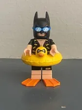 LEGO 71017-5 Vacation Batman Minifigure Complete Duck Float Flippers 2017