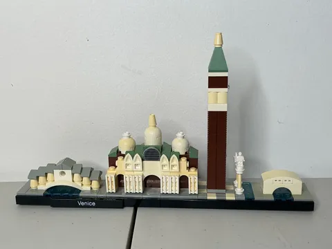 LEGO Architecture 21026 Venice [99% PRE-BUILT]