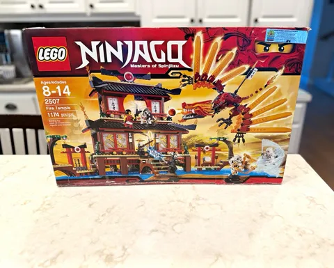 LEGO NINJAGO Masters of Spinjitzu Fire Temple 2507 (SEALED BAGS)