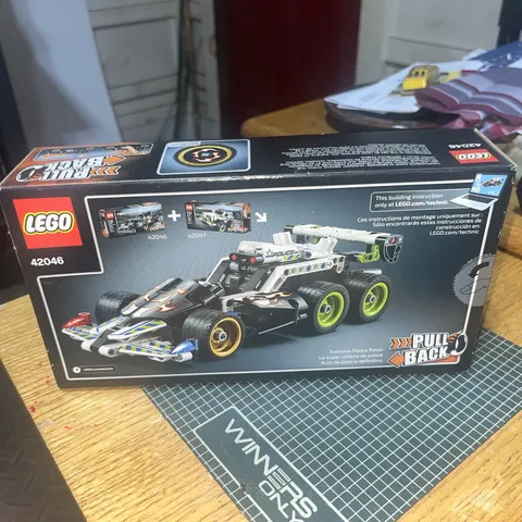 Lego #42046 Technic Getaway Racer 170 Pieces New