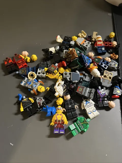 Huge Lego Mini figure Lot! Lego Ninjago, Star Wars, Marvel, Dc, City