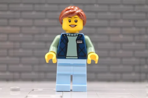 LEGO® Minifig cty1952 - Delivery Worker - Female