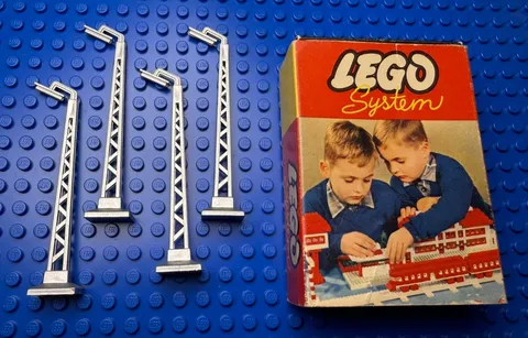 LEGO System Light Masts 233-1 1950's 50's Vintage COMPLETE - Slide out box