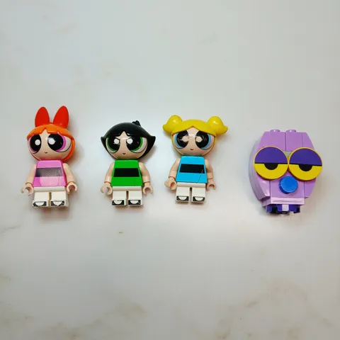 Lego Powerpuff Girls Minifigures (cracks) & Octi brick-built face