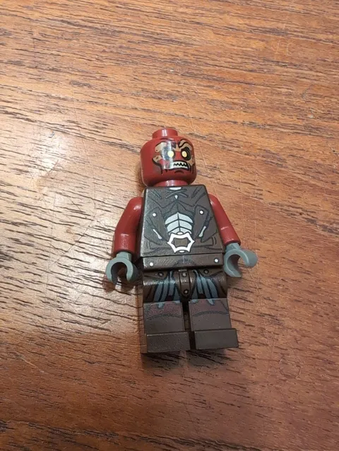 Lego Lotr Hobbit lor007 Uruk-hai no Helmet Lord Of The Rings 