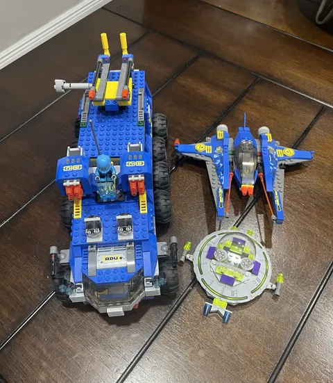 LEGO Space Alien Conquest: Earth Defense HQ Set 7066 - Built  Sold AS IS