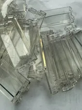 LEGO- NEW-#78594- TRANS CLEAR -PNEL 2 X 2 X 5 CORNER WALL-2 PIECES