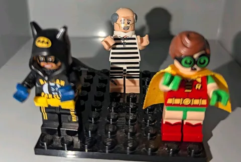 LEGO Batman Movie Series 2 Minifigures Lot (Batman Fan Club, Robin, The Penguin)