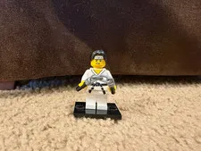 Martial Arts Boy Lego minifigure series 20