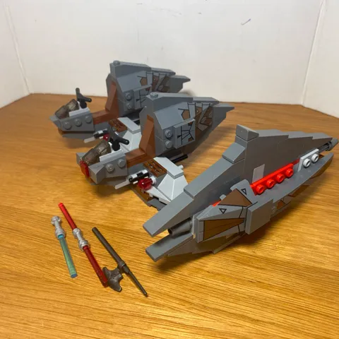Lego Star Wars 7957 Sith Nightspeeder Incomplete No Instructions