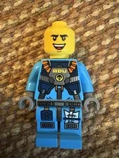 Lego Alien Conquest ALIEN DEFENSE UNIT SOLDIER 4 Minifigure ac009 (No Helmet)