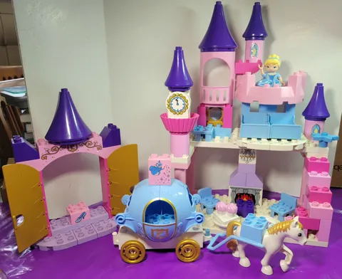 Lego Duplo 6154 Cinderella's Castle With Carriage Fairy Glass Slipper No Prince