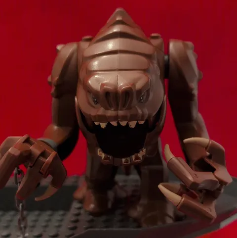 LEGO Star Wars Rancor "bigfig"  Creature Monster. Brown Tan Plastic (Rancor Pit)