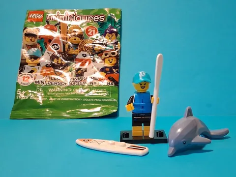 LEGO MINIFIGURE SERIES 21 PADDLE SURFER WITH DOLPHIN LOOSE COMPLETE