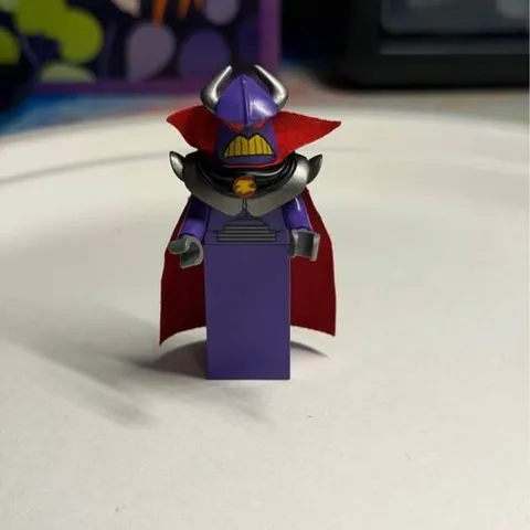 LEGO Toy Story Evil Emperor Zurg Minifigure toy005 w/ Cape
