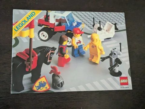 Vintage (1987) LEGO Castle Town Space Product Catalog Booklet Pamphlet - RARE