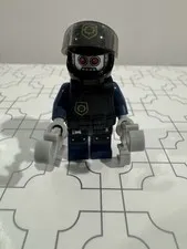 LEGO Movie Robo SWAT Minifigure tlm055 Helmet Handcuffs Super Secret Police