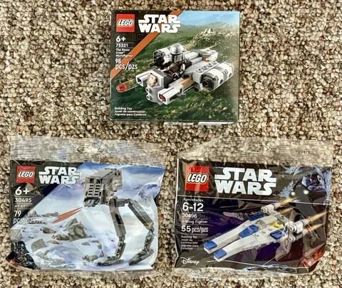 Lego Star Wars Lot - Razor Crest Microfighter & AT-ST & U-Wing Fighter polybags