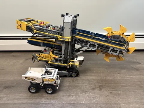 Lego Technic 42055 Bucket Wheel Excavator w/ Truck - Incomplete Read Description