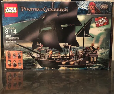 LEGO 4184 Pirates of the Caribbean THE BLACK PEARL    EXCELLENT CONDITION