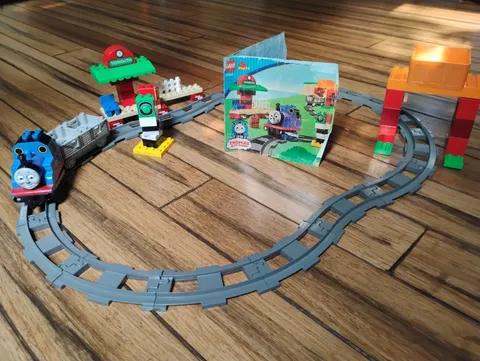 Lego Duplo Thomas and Friends, Thomas Load and Carry Train Set 5554 - No Box