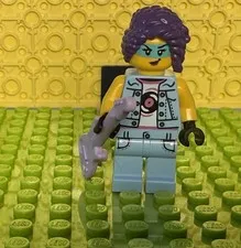 New Lego DREAMZzz BAM Minifigure - Zoey w/ Lavender Electric Guitar