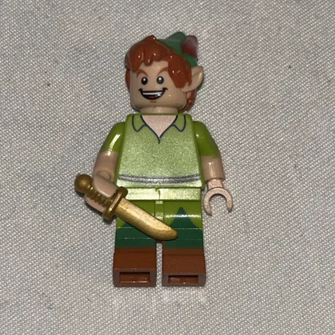 Lego Peter Pan Collectible Minifigure Disney Series 1 CMF Complete Gold Dagger