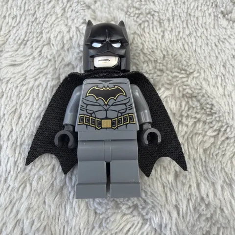 LEGO Minifigure Batman - Dark Bluish Gray Suit | sh0218