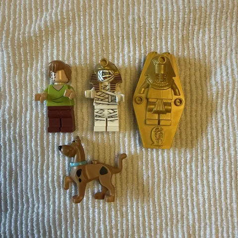 LEGO Scooby-Doo: Mummy Museum Mystery (75900) Minifigures 