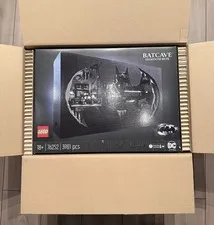 LEGO Dc Comics Super Heroes Batman Boxer: Bath Cave - Display Case (76252) - NEW
