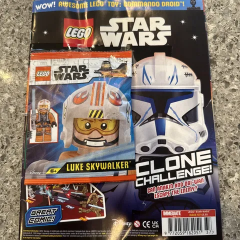 Lego Magazine Star Wars Issue 137 With Luke Minifig.  Unopened Polybag.