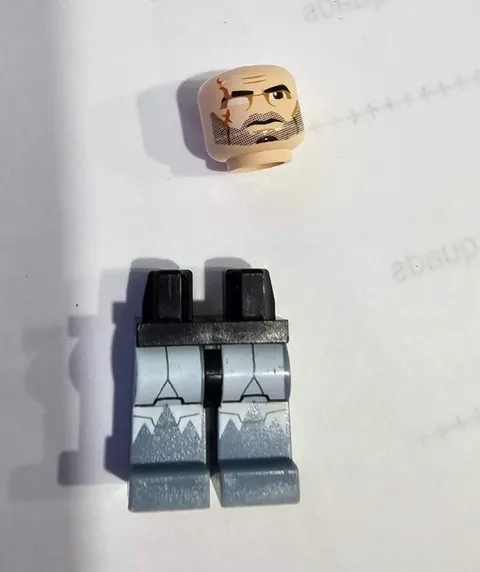 Lego Star Wars Commander Wolffe (Phase 1) Minifigure Legs + Head Only *READ*