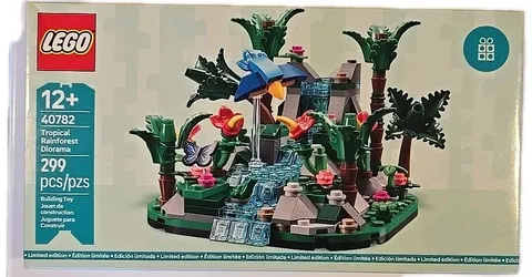 LEGO 40782 Tropical Rainforest Diorama - Limited Edition Brand New GWP