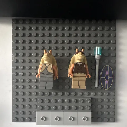 LEGO Star Wars Jar Jar Binks Minifigure Lot of 2 w/ Staff & Shield Accessories
