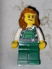 LEGO Minifigure - City Bandit Female Green Overalls - cty0745 - Set# 60136